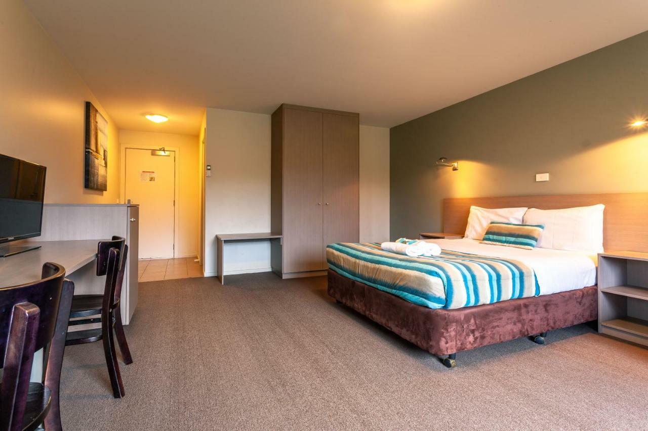 Kingston Hotel Екстер'єр фото